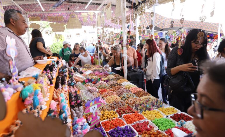 Arranca la Feria del Alfeñique: Un Festín de Dulces Tradicionales y Reactivación Económica