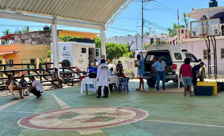 Brigada de salud de Guanajuato atiende más de 200 consultas en zonas devastadas por el Huracán John