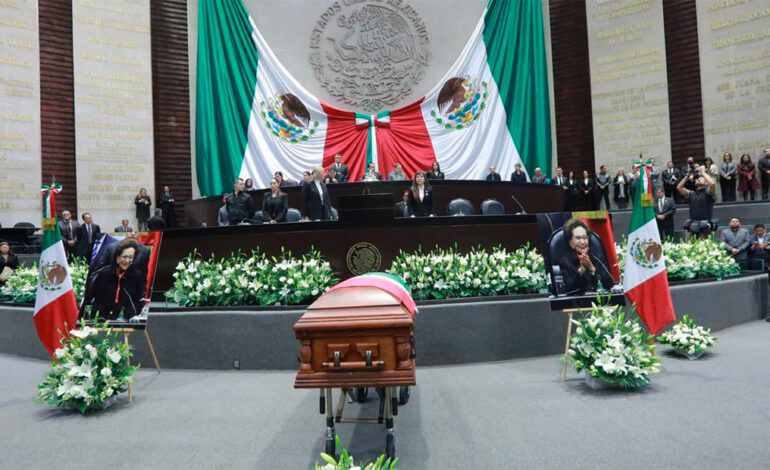 Rinden homenaje póstumo a Ifigenia Martínez en la Cámara de Diputados