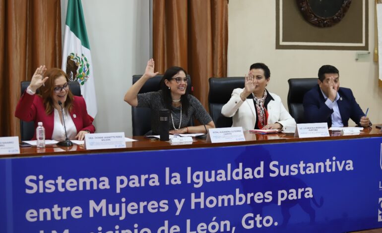 León, pionero en programas para proteger a mujeres de la violencia